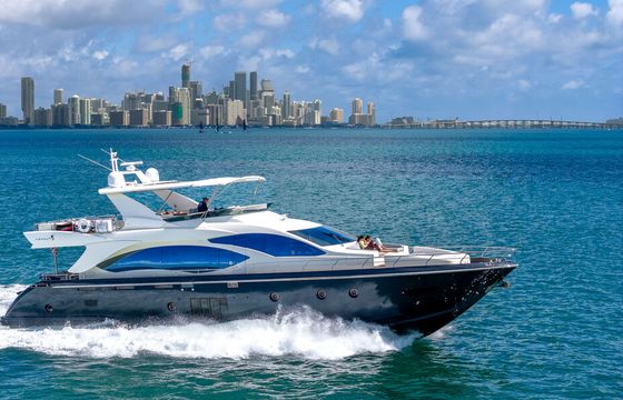 Luxe 84 ft. Azimut w/ water toys serving Northeast, Florida & Bahamas