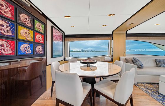 Luxe 84 ft. Azimut w/ water toys serving Northeast, Florida & Bahamas