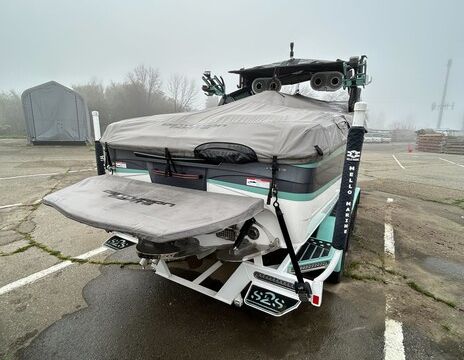 2024 Centurion RI245: Grand Performance Luxury Wakecraft Edition
