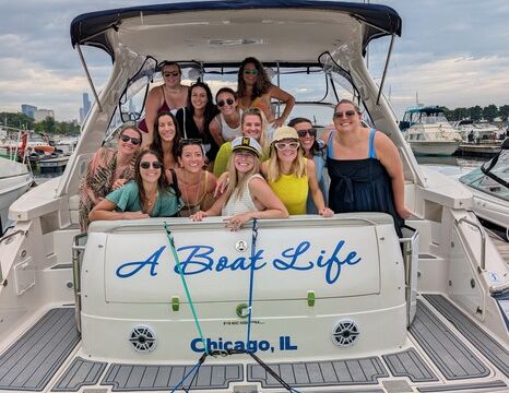 45 foot luxury yacht for rent in Chicago