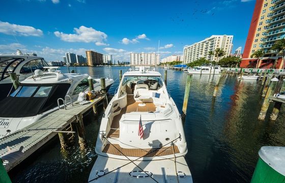 Luxury 55’ Sea Ray Yacht – Perfect Parties, Sandbars &amp; Sunset Cruises