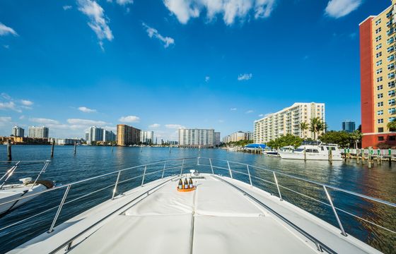 Luxury 55’ Sea Ray Yacht – Perfect Parties, Sandbars &amp; Sunset Cruises