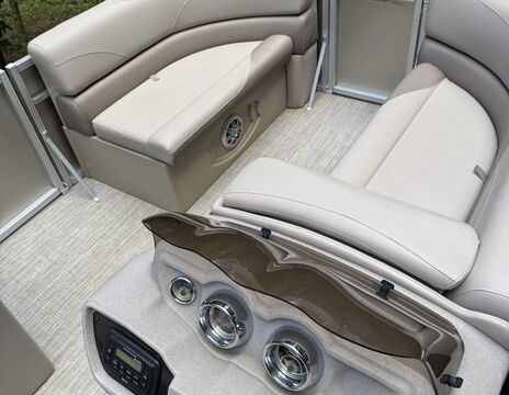 2017 Avalon EAGLE  Pontoon 17 feet
