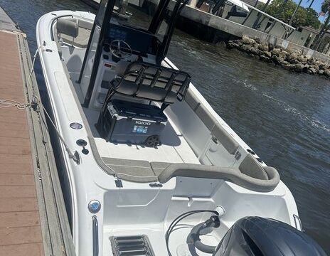 24ft seahunt ultra
