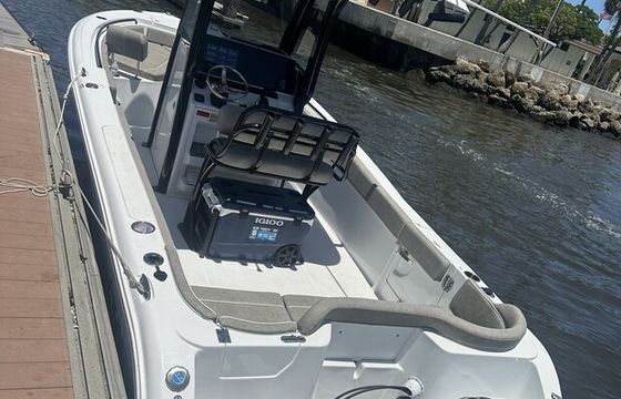 24ft seahunt ultra