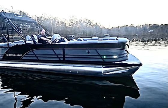**Stunning 25FT Berkshire Tri-toon with 250HP and a High Top BAR. Wow!