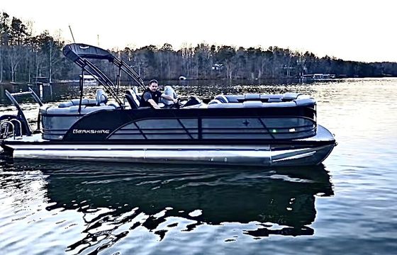 **Stunning 25FT Berkshire Tri-toon with 250HP and a High Top BAR. Wow!