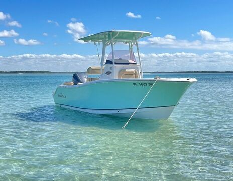 23ft Nautic Star Legacy. Multi day rentals. holds up to 8