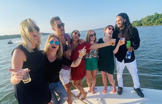Paint, party and yacht with us! Climb aboard the 45ft Sea Ray