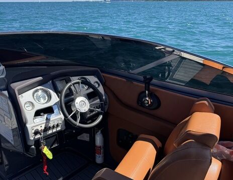 Sleek 29ft Sport Cruiser | Playpen, Skyline, Sunset | Capt, Fuel Incl.