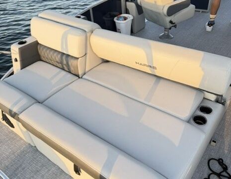 Brand New 2026 Harris 23’ Pontoon – Perfect for Parties &amp; Family