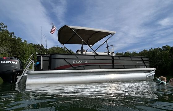 Ramblin’ Fever Tritoon
