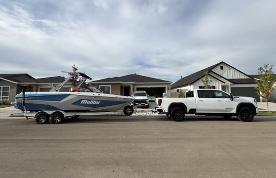 2024 Malibu 23' MXZ – Wake, Surf, Tube – Captain Included