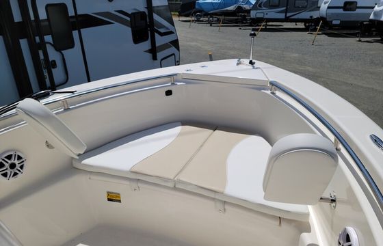 2023 Bulls Bay Center Console - 🆓 delivery to Falls Lake + Kerr Lake