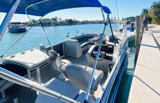 The fun starts here!! 23ft Bennington Pontoon