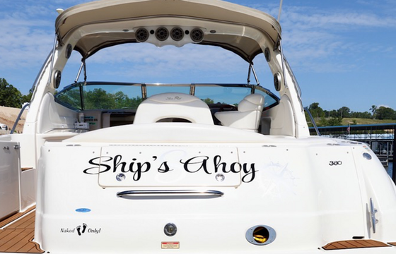 "Ships Ahoy!" : 38' yacht rental at Lake of the Ozarks