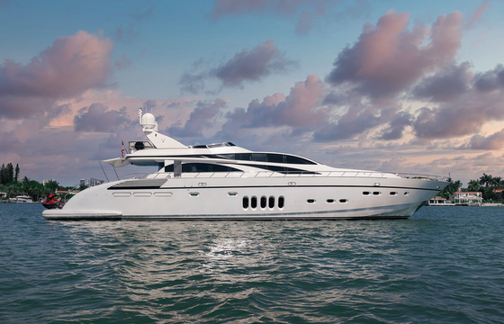 Miami Superyacht Experience Aboard 105ft Leopard