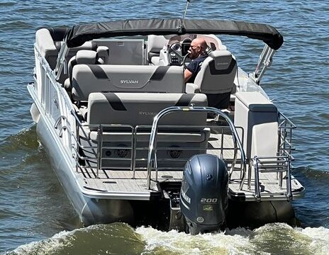 Premium Tritoon Experience with 200hp Rental on Lake Tillery NC