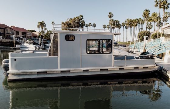 13ppl Gold Coast Yacht Double Decker Beauty