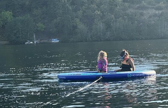 2024 Axis T235 wakesurf (16 people)