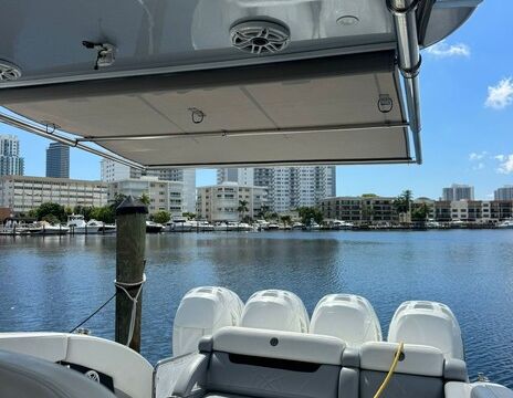 Mystic 4200 – Luxury 42ft Performance Yacht | Hollywood