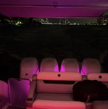 Mystic 4200 – Luxury 42ft Performance Yacht | Hollywood