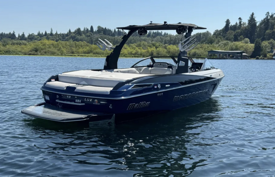 Malibu 23 LSV Wakesurf Boat – Lake Washington, No License Required