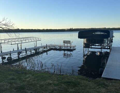Northwoods Escape on Rabbit Lake - Pontoon