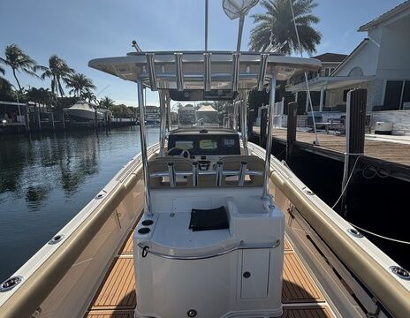 27ft Center Console. Explore South Flordia!