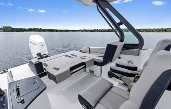 Monterey Elite 27 Party Boat with Captain!