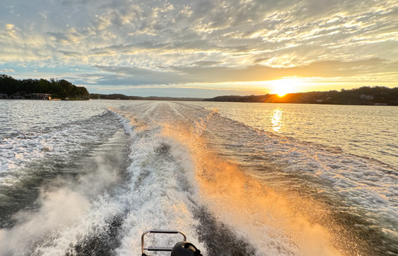 "Our Time" Yacht Charter at The Lake Of The Ozarks