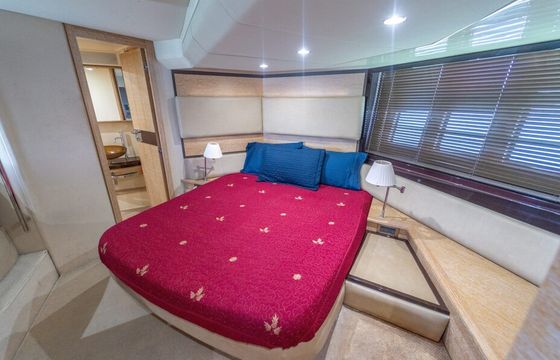 65ft Azimut Luxury Yacht with 2 Jet Skis Included in Miami Beach