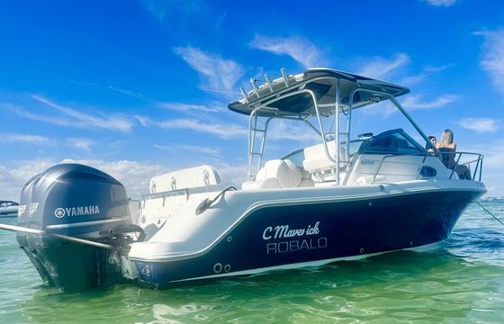 SEA MAVERICK 27’ | YOU DESIGN YOUR TOUR. ENJOY MIAMI WATER AND VIEWS
