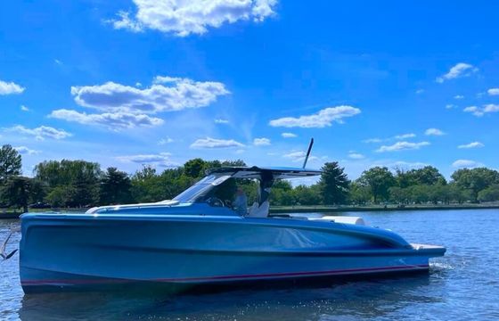 Experience DC aboard an elegant 40 ft Mediterranean Motor Yacht