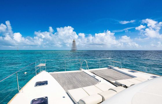 67ft Lagoon 630MY Luxury Power Catamaran – Bahamas Charter