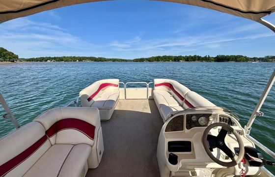 21' Sweetwater Pontoon Gas Included!