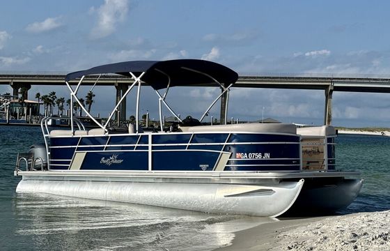 2019 23’ Sun Chaser Pontoon 12 ppl at Orange Beach