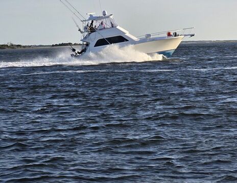 Experience Charleston in Style – 1998 Viking Sport Fish