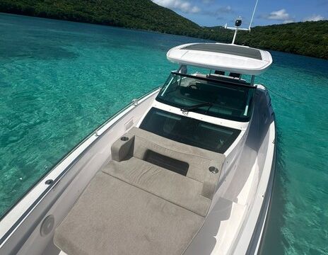 Axopar 38 - Icacos and Palominos Island