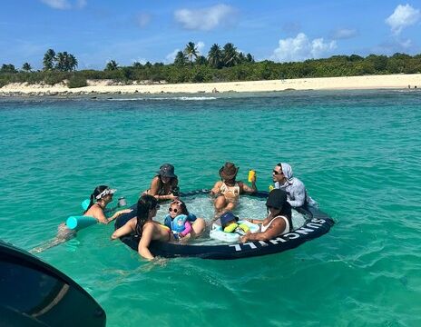 Axopar 38 - Icacos and Palominos Island