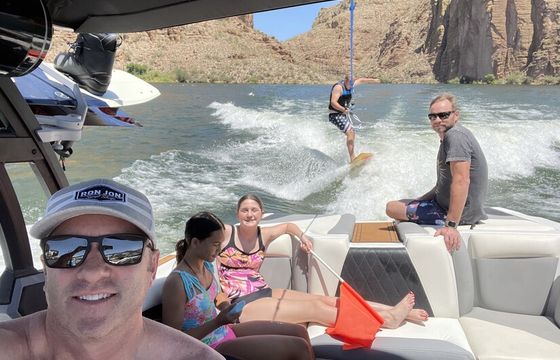 2018 Tige R23 – Premium Wake and Surf Boat | Perfect for Family Fun