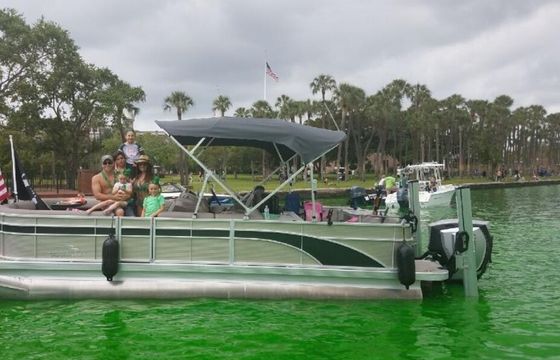 *Best Deal in Tampa Bay* - Comfortable, Luxury Toon - Captain Included