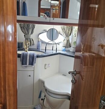 Cruise in Style 56Ft. Sunseeker Predator Dania Beach/Ft Lauderdale