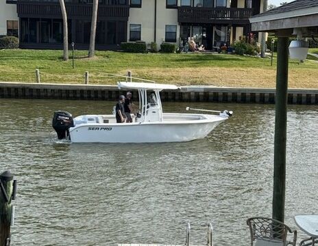 Cruise the Charleston harbor in a super clean 21ft Sea Pro