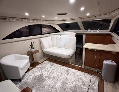 Miami luxury boat | sea ray 37 ft + captain included