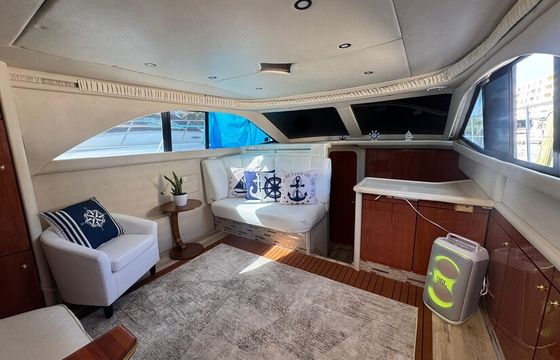 Miami luxury boat | sea ray 37 ft + captain included