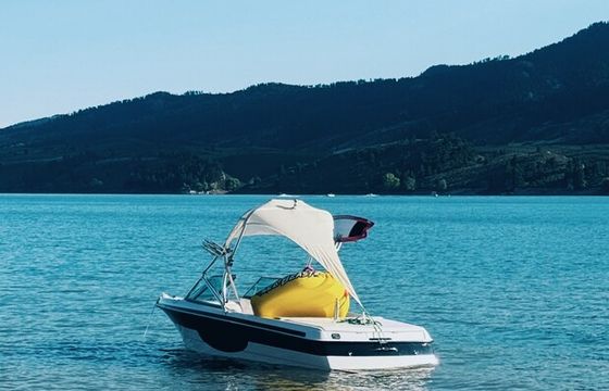 Mastercraft X-Star Surf Boat