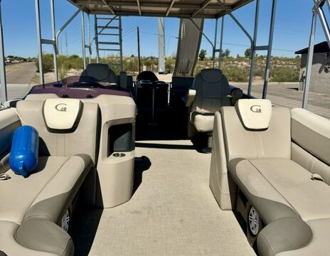 25’ Lounger pontoon  – Full Shade, Seats 13 , Delivered at Pleasant