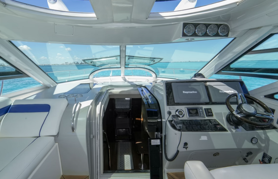 $700 hr | 14 ppl | Luxury Yacht