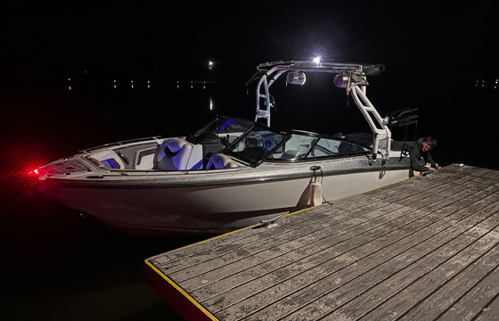 Beautiful Monterey 238 SS Surf boat